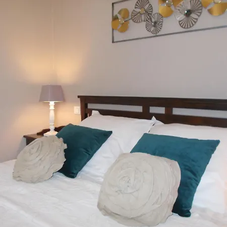 Bed & Breakfast Le Clos Des Palmiers 3*