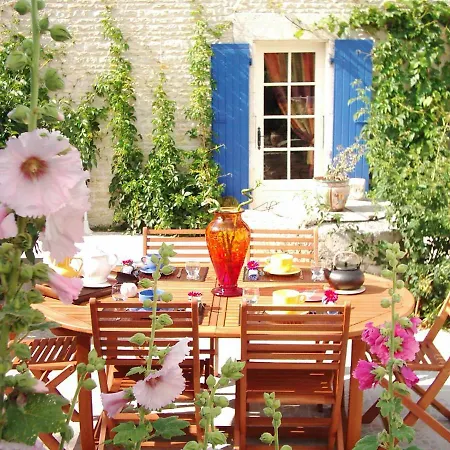 Le Clos Des Palmiers Bed & Breakfast Saint-Ouen-d'Aunis